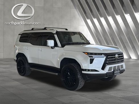 Used 2026 Lexus GX 550 w/ Accessory Package (2T) AWD/4WD image 5