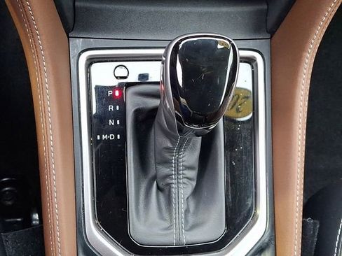 Used 2022 Subaru Forester Touring image 16