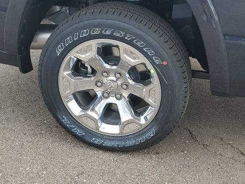 New 2026 RAM 1500 4x4 Crew Cab image 10