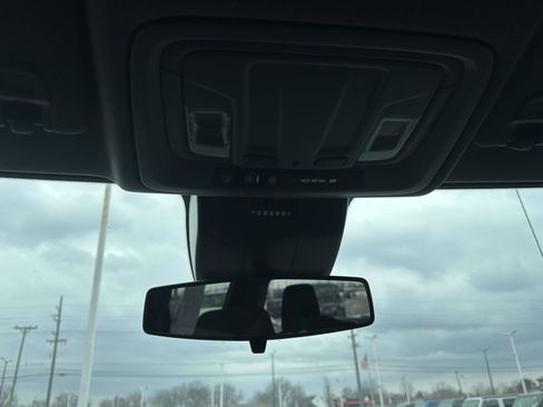 Used 2022 GMC Sierra 1500 Elevation image 31