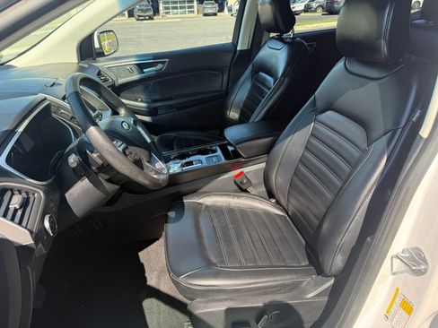 Used 2019 Ford Edge SEL w/ Equipment Group 201A AWD/4WD image 10