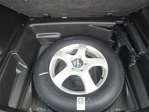 New 2026 Jeep Grand Cherokee Laredo image 29