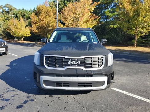 New 2025 Kia Telluride S image 2
