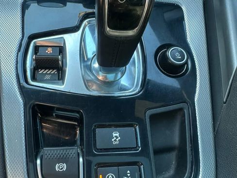 Used 2016 Jaguar F-TYPE Coupe image 34