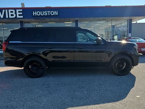 Used 2026 Ford Expedition Max Active RWD image 9