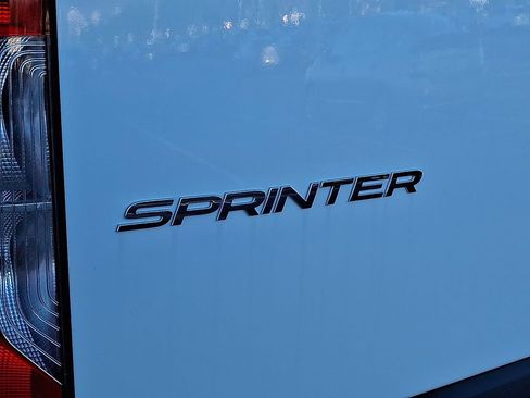 New 2025 Mercedes-Benz Sprinter 2500 image 18
