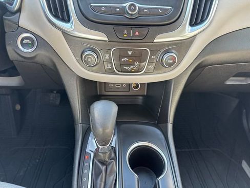 Used 2023 Chevrolet Equinox LS w/ LS Convenience Package AWD/4WD image 27