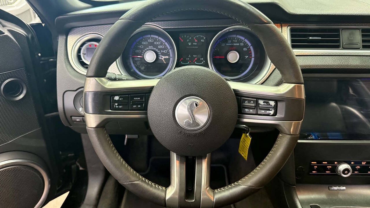 Used 2011 Ford Mustang Shelby GT500 RWD image 11