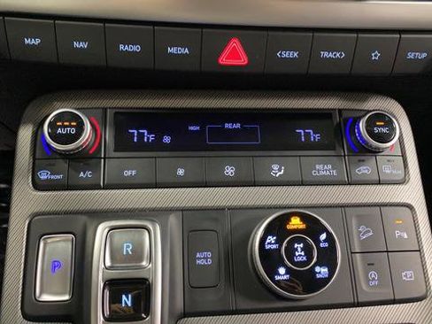 Used 2025 Hyundai Palisade SEL AWD/4WD image 18