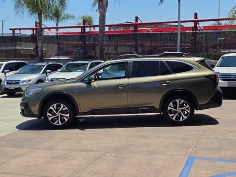 Used 2022 Subaru Outback Limited AWD/4WD image 9