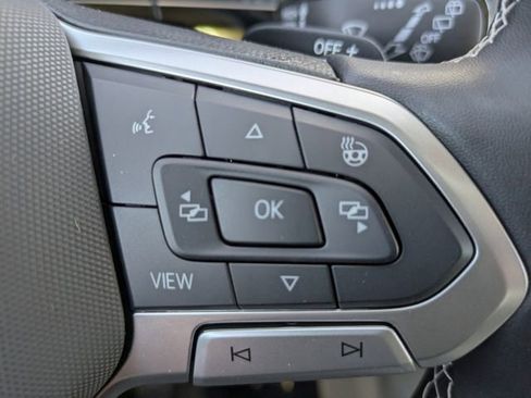 New 2026 Volkswagen Atlas SE FWD image 28
