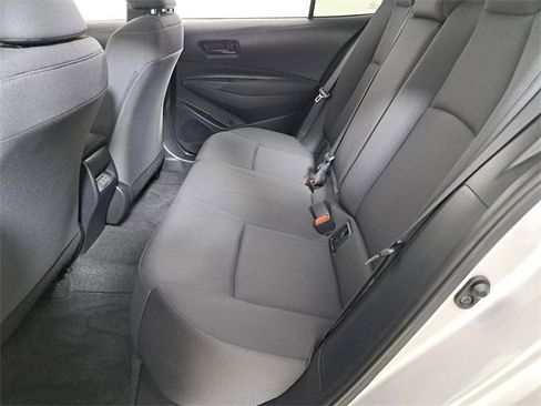 Used 2023 Toyota Corolla LE image 12