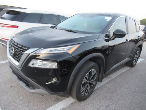 Used 2023 Nissan Rogue SV FWD image 3