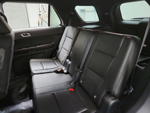 Used 2019 Ford Explorer 4WD Police Interceptor image 20