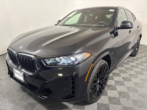 Used 2025 BMW X6 xDrive40i AWD/4WD image 2