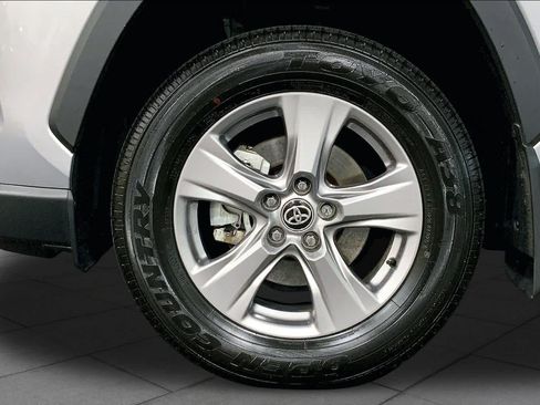 Used 2025 Toyota RAV4 XLE w/ Weather Package AWD/4WD image 11