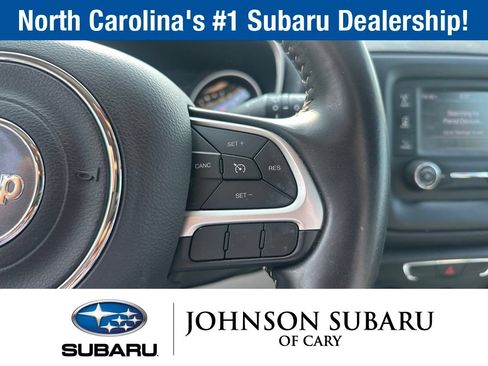 Used 2018 Jeep Compass Latitude FWD image 13