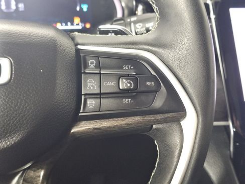 Used 2022 Jeep Grand Cherokee Limited 4xe AWD/4WD image 25