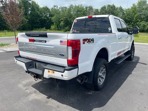 Used 2019 Ford F350 Platinum w/ Platinum Ultimate Package AWD/4WD image 4