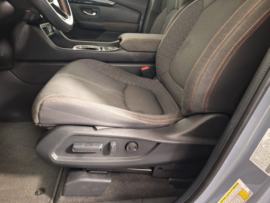 Used 2024 Honda Pilot Sport image 29