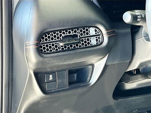 Used 2025 Honda HR-V Sport image 10