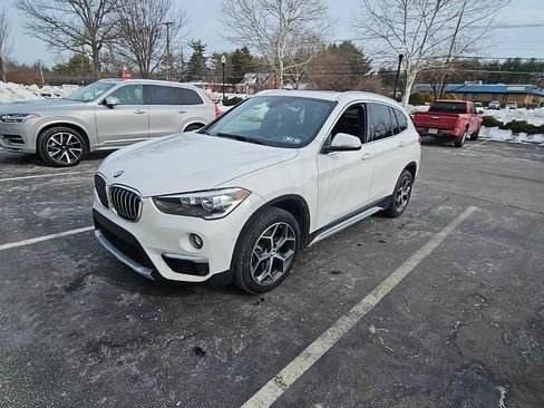 Used 2018 BMW X1 xDrive28i image 2