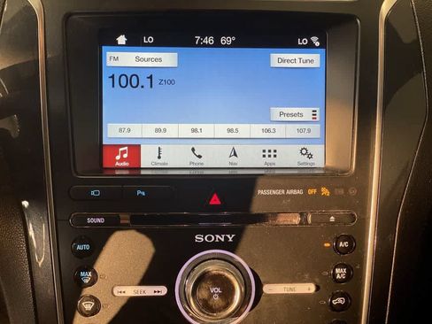 Used 2017 Ford Explorer Sport w/ Equipment Group 401A AWD/4WD image 19