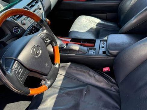 Used 2011 Lexus RX 450h AWD w/ Premium Pkg image 19