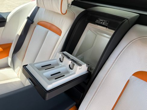Used 2022 Rolls-Royce Cullinan Black Badge AWD/4WD image 25