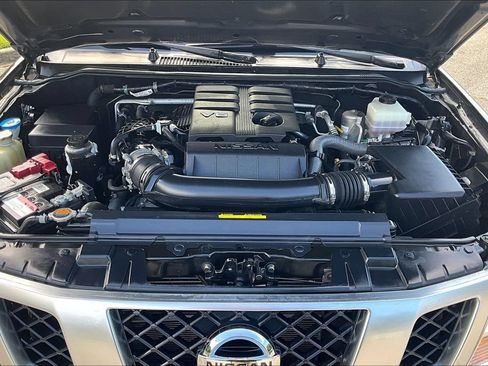 Used 2020 Nissan Frontier SV AWD/4WD image 11