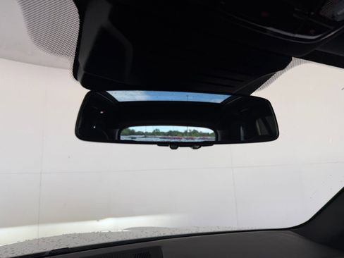 Used 2024 BMW X5 sDrive40i w/ M Sport Package RWD image 18
