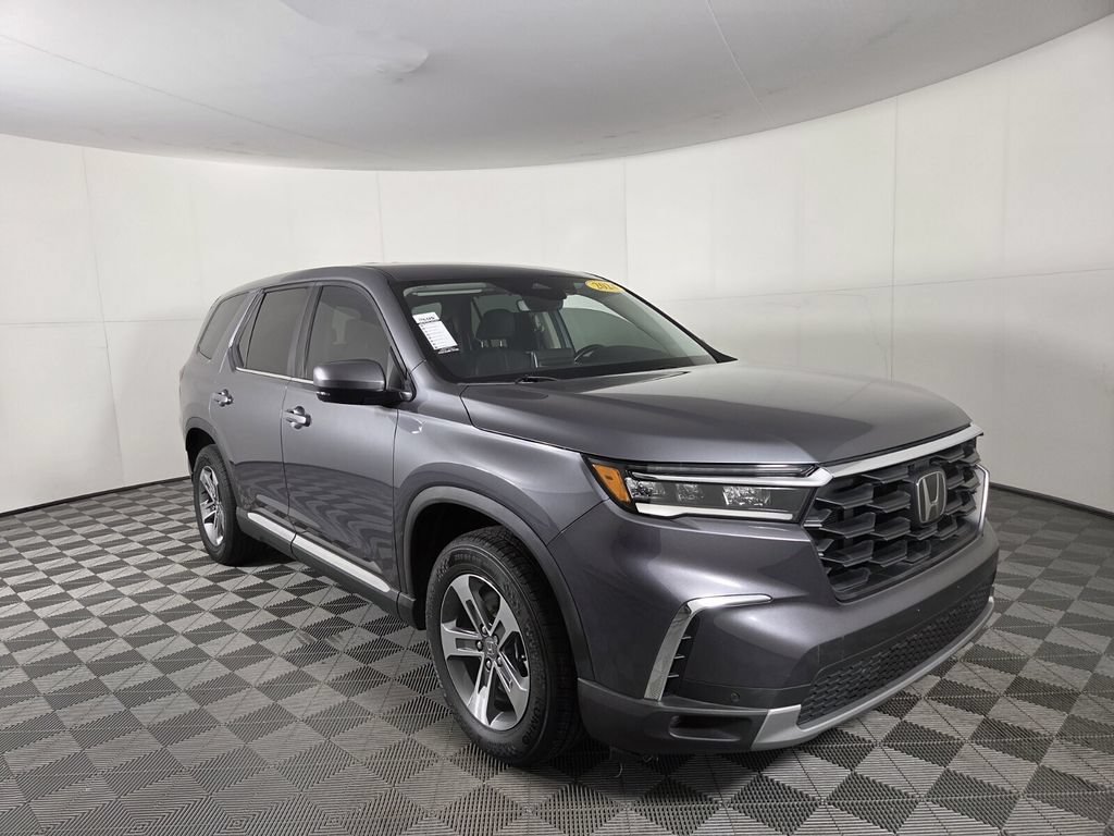 Used 2024 Honda Pilot EX-L image 2