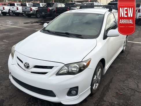 Used 2011 Toyota Corolla S image 1