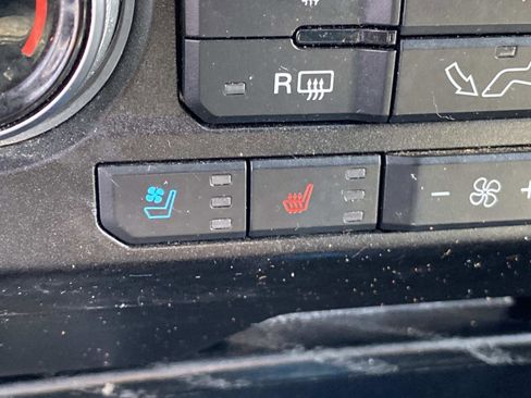 Used 2020 Ford F150 Platinum w/ Equipment Group 701A Luxury image 25