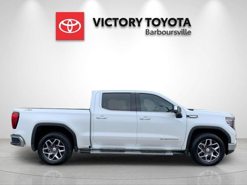 Used 2023 GMC Sierra 1500 SLT AWD/4WD image 6