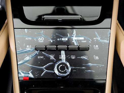 Certified 2026 Porsche Cayenne Coupe AWD/4WD image 20