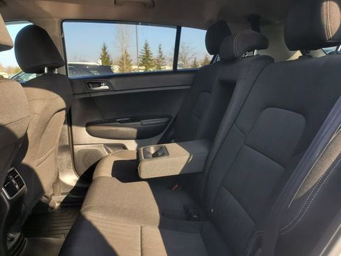 Used 2019 Kia Sportage LX image 23