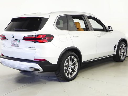 Used 2024 BMW X5 sDrive40i w/ Premium Package RWD image 7