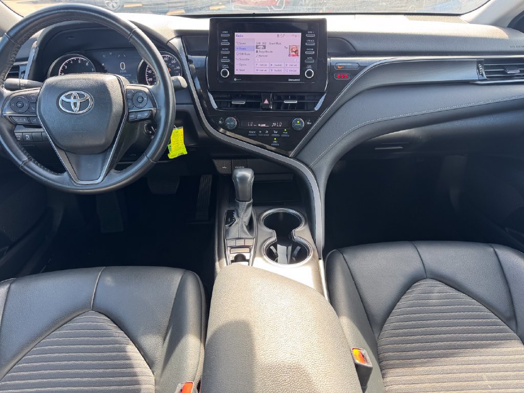 Used 2024 Toyota Camry SE AWD/4WD image 9