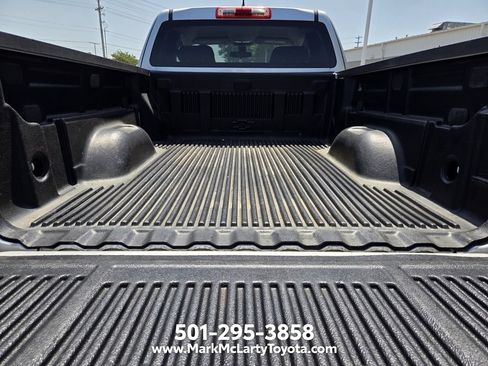 Used 2016 Chevrolet Colorado W/T w/ WT Convenience Package RWD image 12