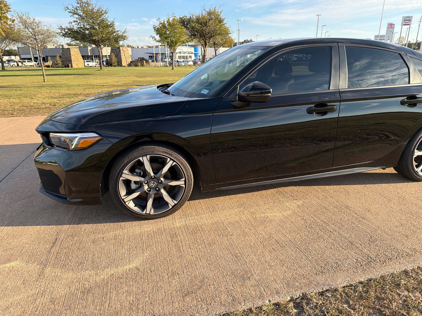 Used 2025 Honda Civic Sport Touring image 8