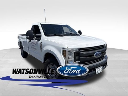Used 2019 Ford F250 XL w/ Power Equipment Group RWD image 1