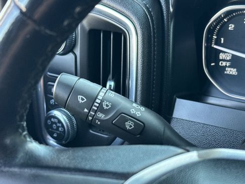 Used 2021 GMC Sierra 1500 SLT image 35