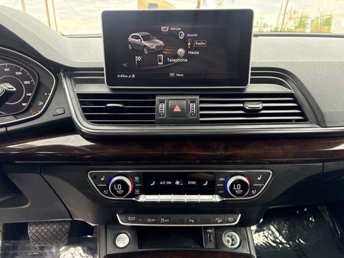 Used 2019 Audi Q5 2.0T Premium Plus w/ Premium Plus Package AWD/4WD image 25
