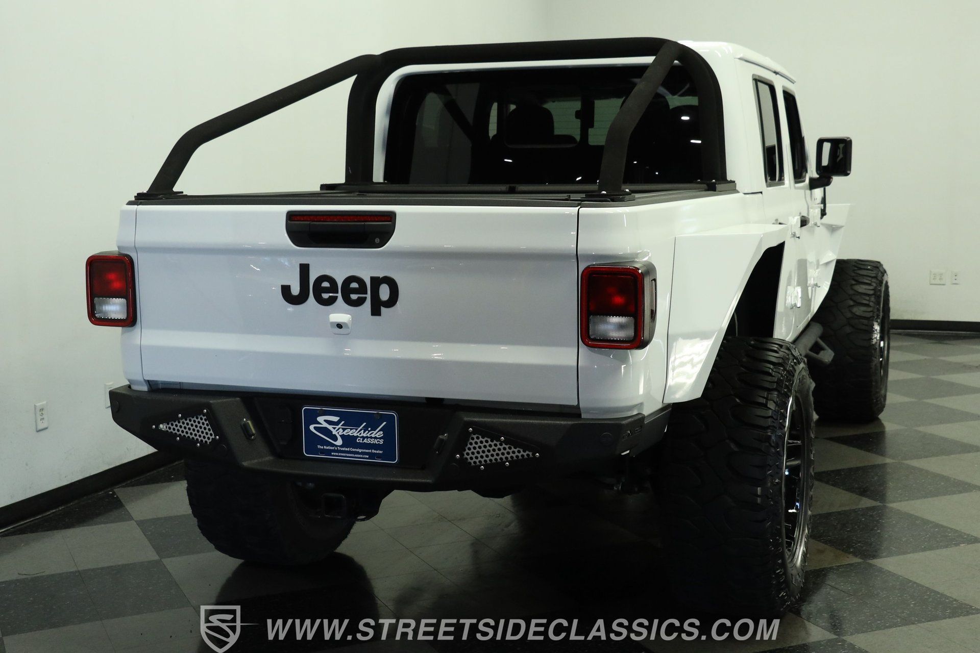 Used 2022 Jeep Gladiator Sport AWD/4WD image 10