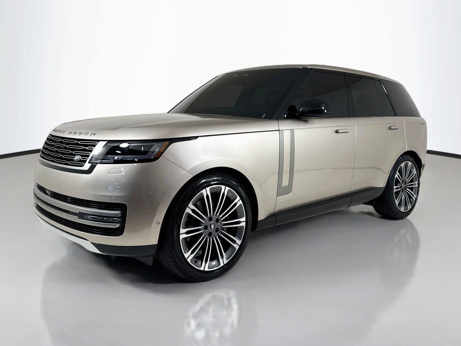 Used 2024 Land Rover Range Rover SE AWD/4WD image 10