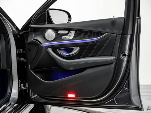 Used 2018 Mercedes-Benz E 63 AMG S image 94