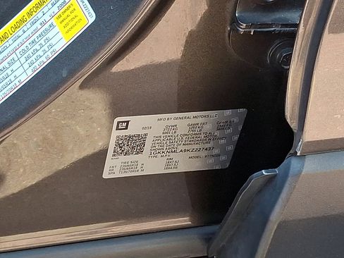 Used 2019 GMC Acadia SLT FWD image 28