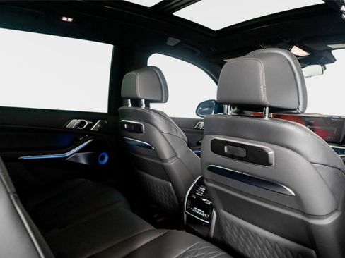 Used 2025 BMW ALPINA XB7 AWD/4WD image 50