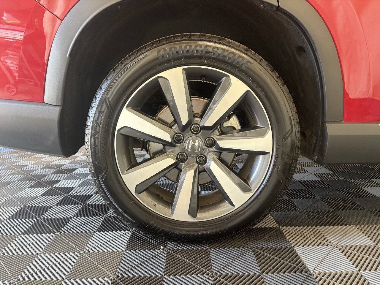 Used 2025 Honda Pilot Touring image 30